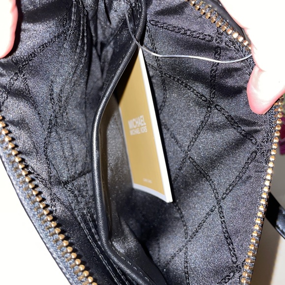 Brand new Michael Kors bag/clutch/wristlet - Picture 4 of 5